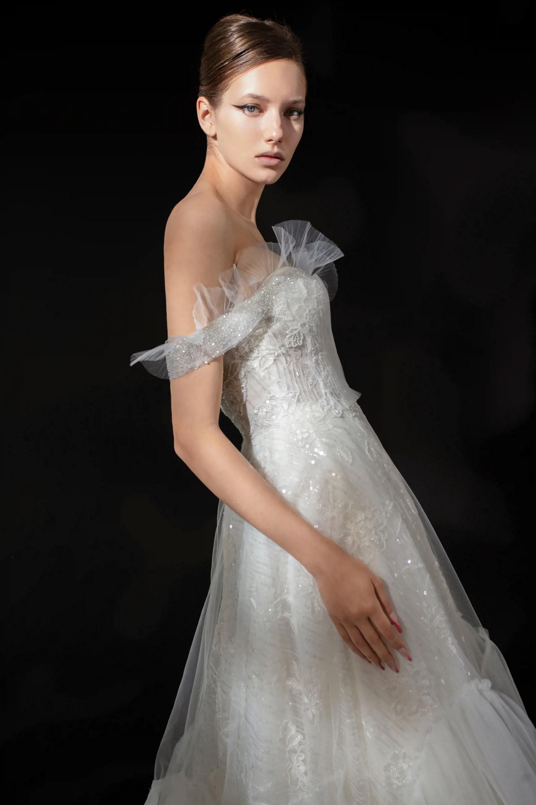 TOP 10 EXCLUSIVE COUTURE WEDDING DRESSES FOR 2022 Image
